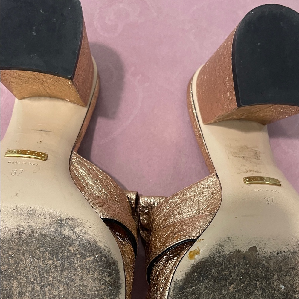 Gucci Metallic Rose Gold Women's Mules - Picture 4 of 7